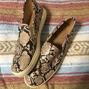Snake Print Old Navy Slide On Shoes Size 8.5